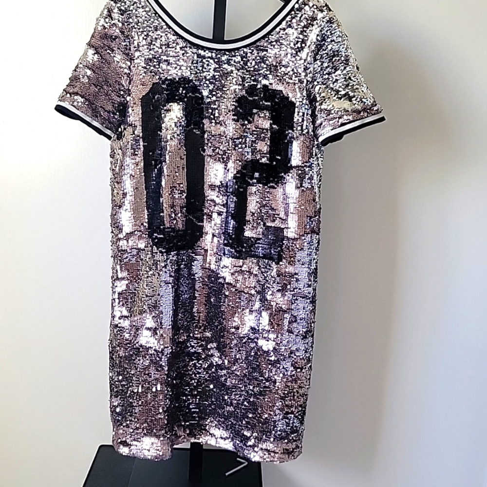 Women's dress